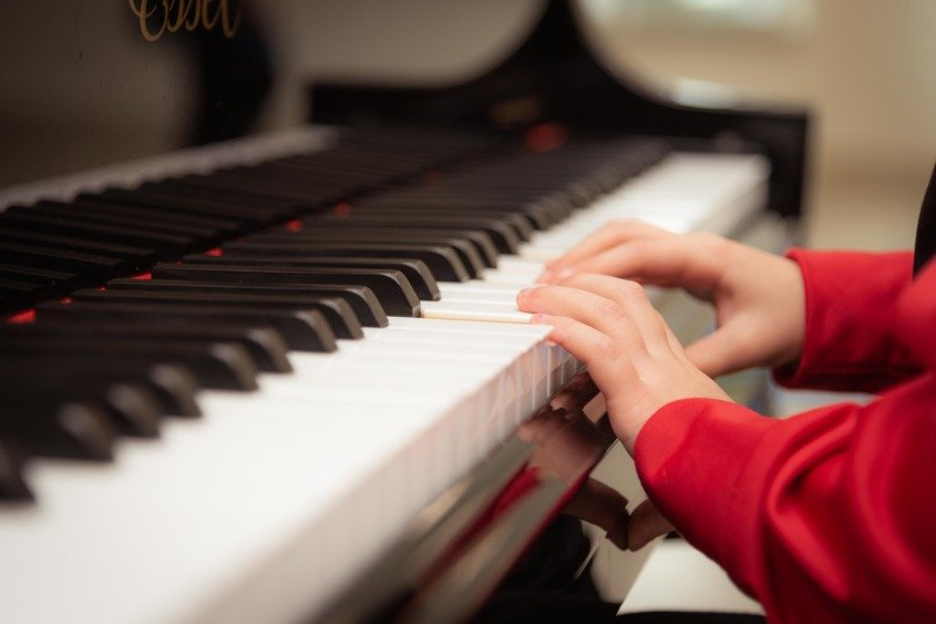 Sanitizing piano